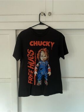 CHUCKY FREE HUGS T-SHIRT